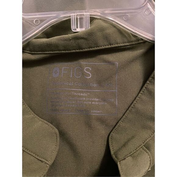 Figs Scrubs Top XXL - Picture 3 of 4